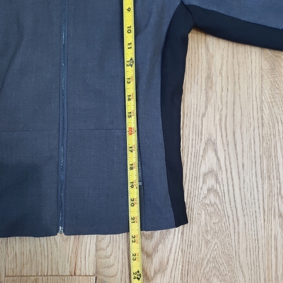Calvin Klein Fit Solutions Side Panel Collarless Zip Blazer size 4 or Small Gray - Picture 5 of 8